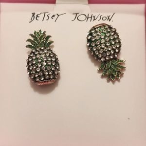 Betsey johnson pineapple 🍍 earrings